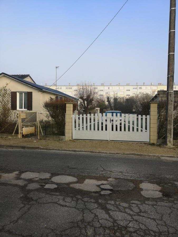 Villa Belle Maison De Vacances Romilly-sur-Seine Exterior foto